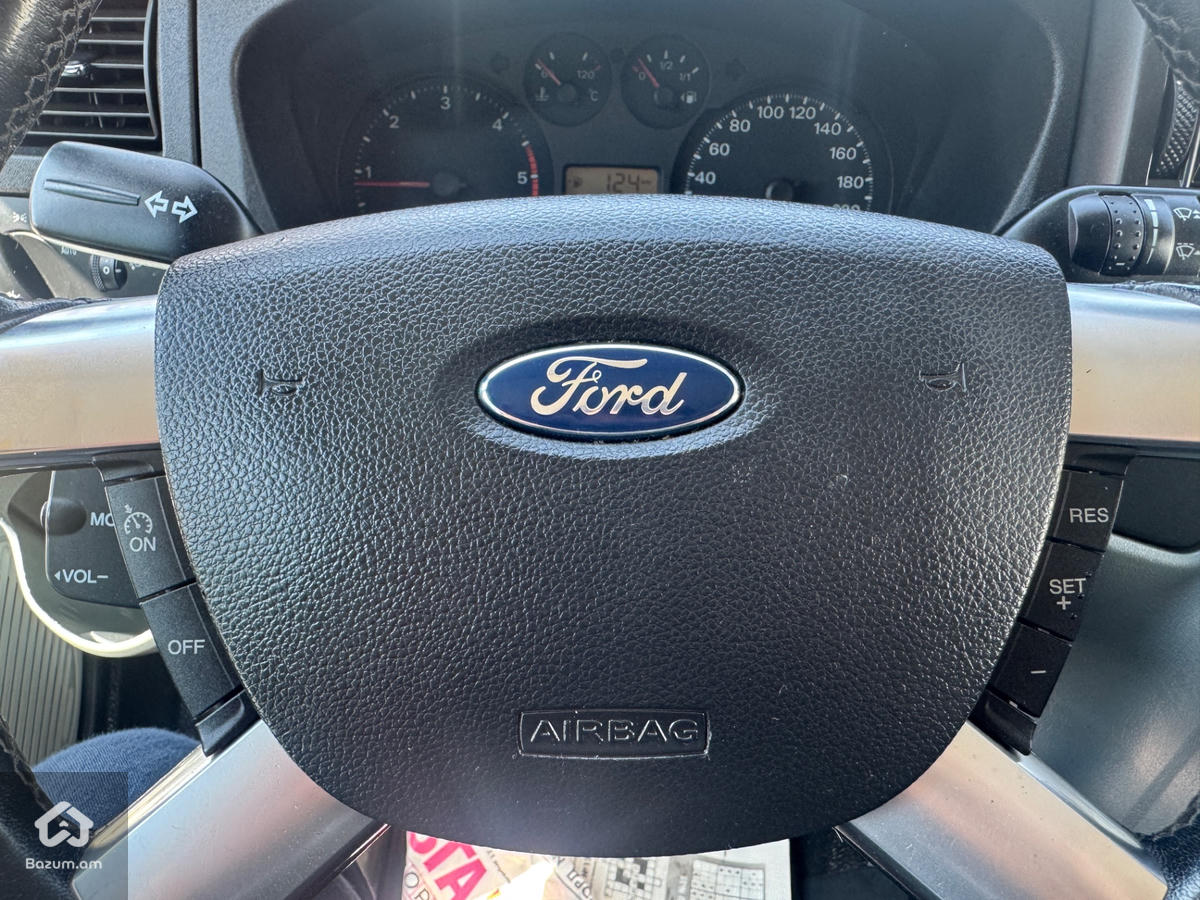 Ford transit - image 16