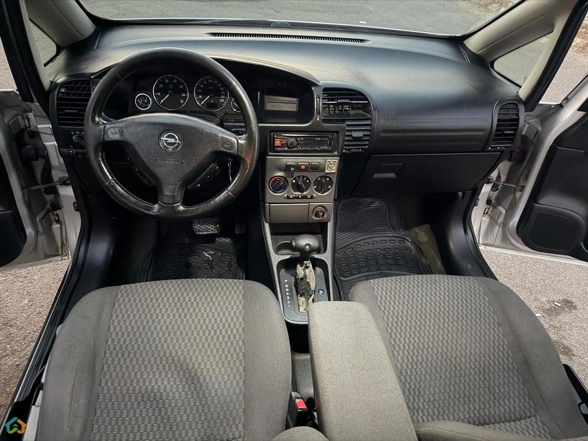 Opel Zafira 1.8Z - image 2