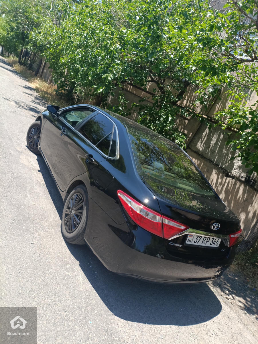 Toyota - image 5