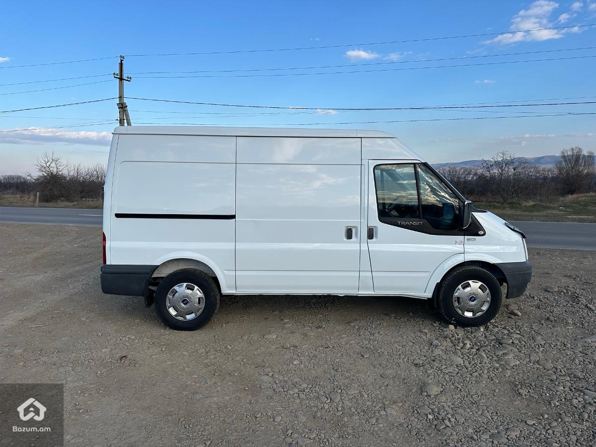 FORD TRANSIT TREND FULL - image 5