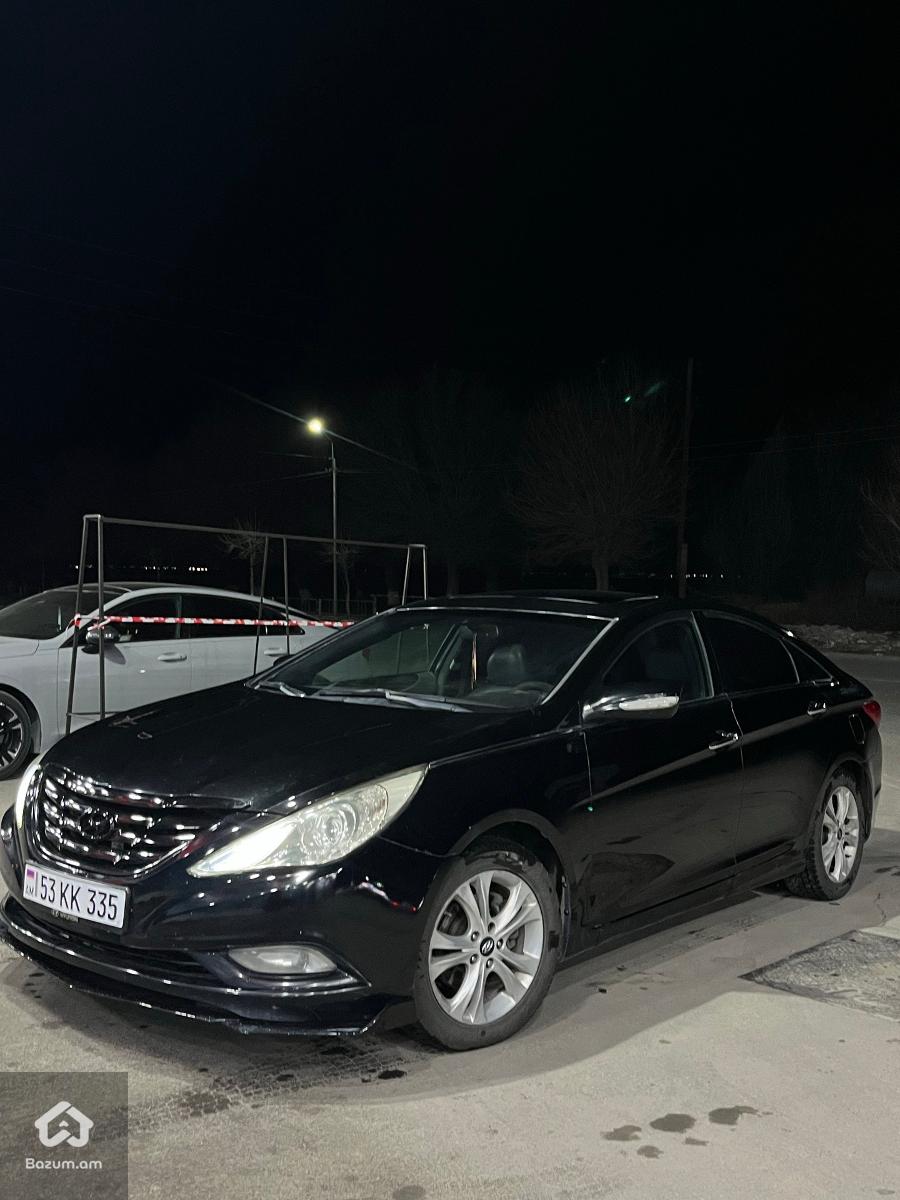 Hyundai Sonata - image 5