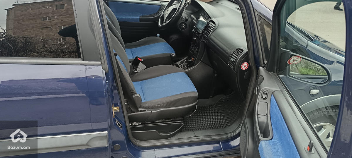 Opel Zafira - image 7