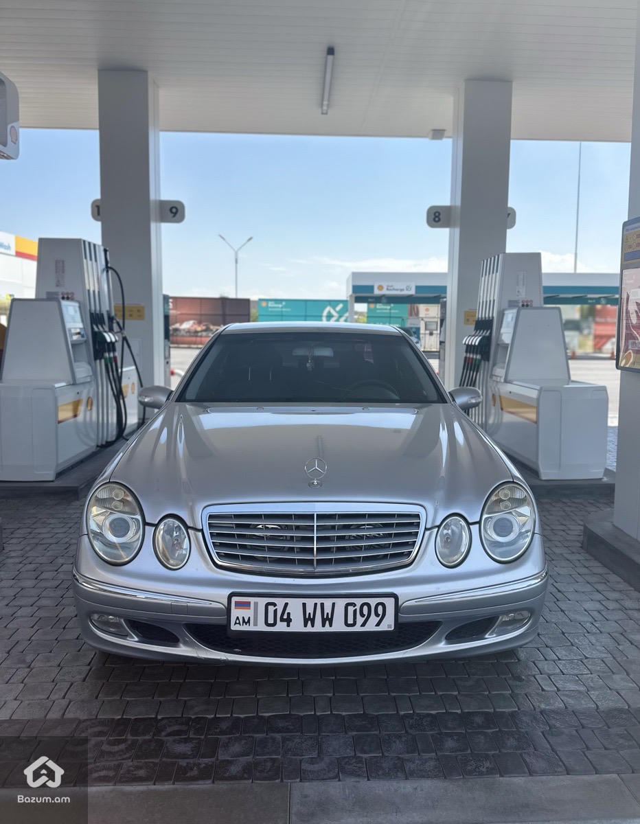 Mercedes-Benz E 240 2004 - image 2