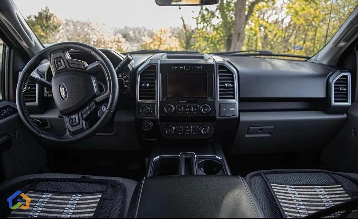 Ford F-150  - image 8