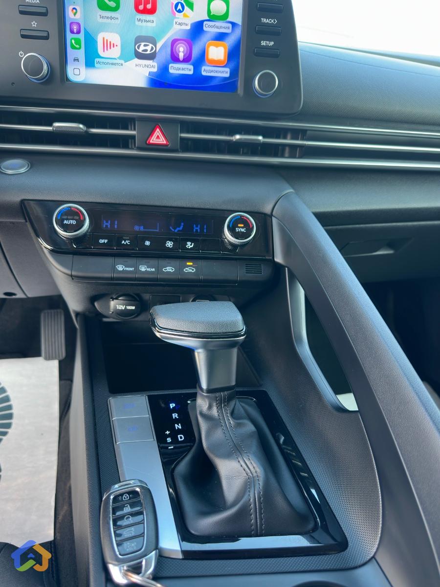 Hyundai Elantra CN7 - image 16