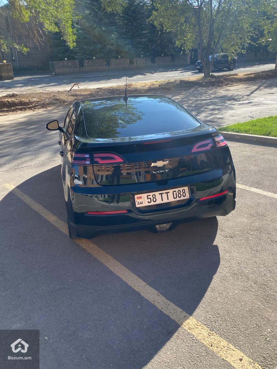 Chevrolet Volt 1 - image 3