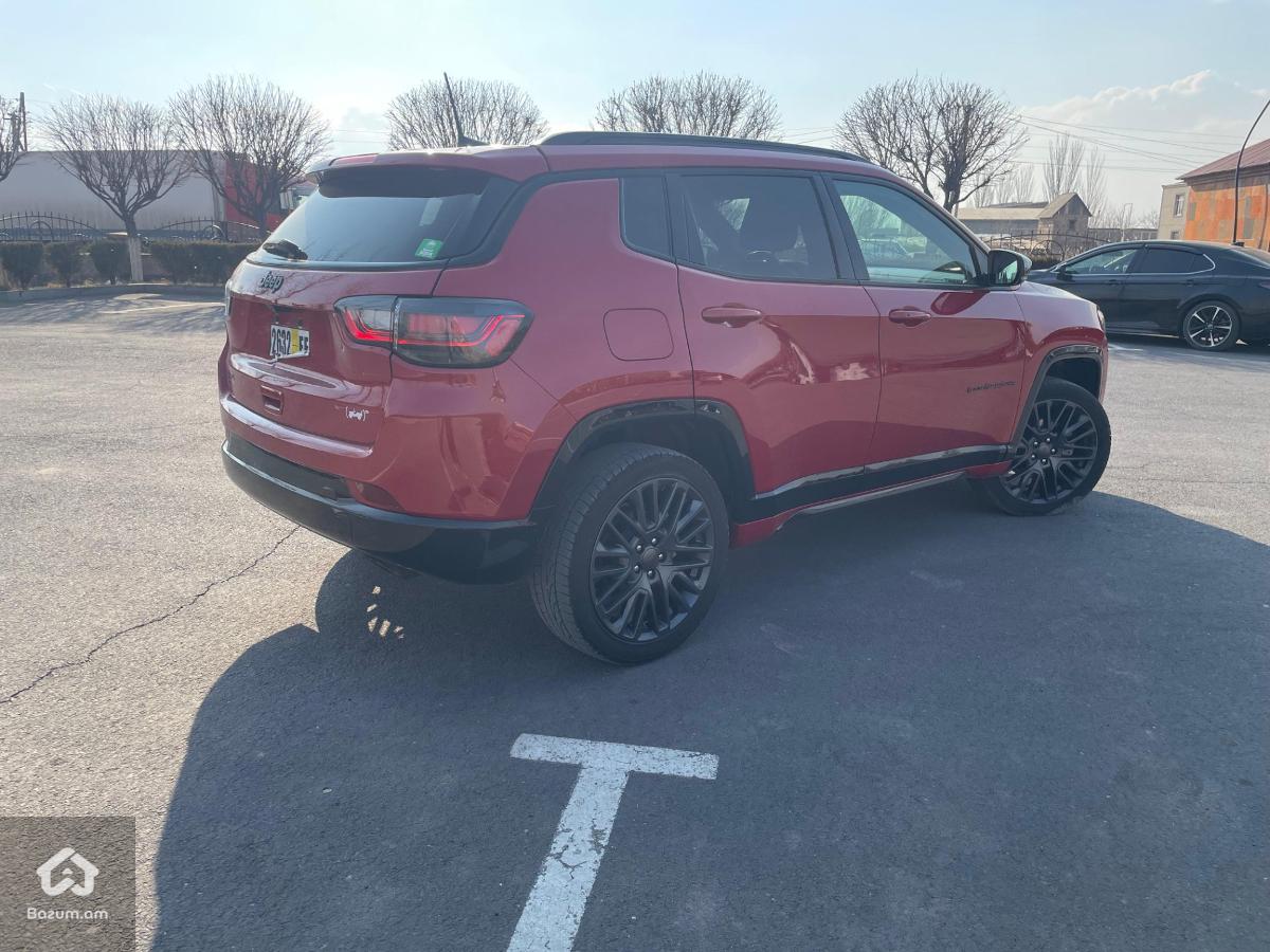 Jeep Compass  - image 9