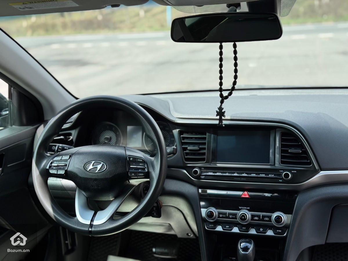 Hyundai elantra 2019 - image 9