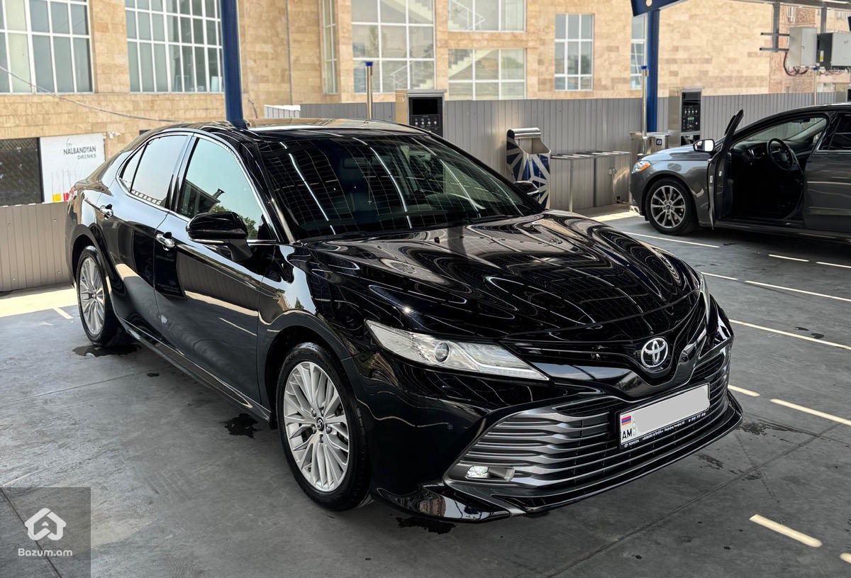 Toyota - image 2