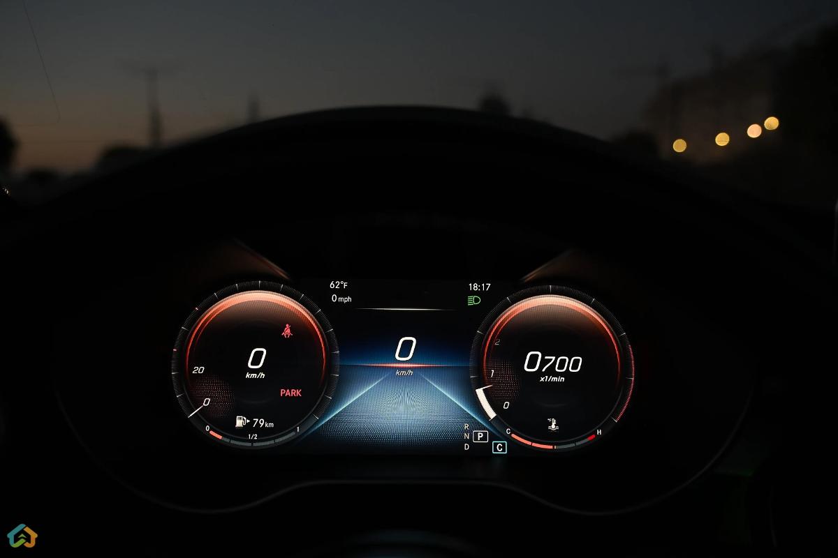 MERCEDES-BENZ C300 Coupe-Cabriolet - image 9