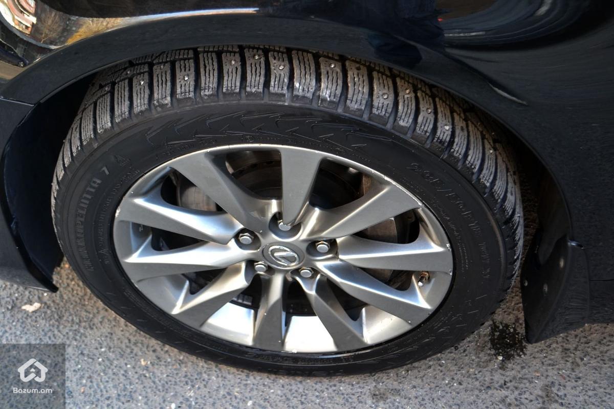 Lexus LS460l AWD - image 17