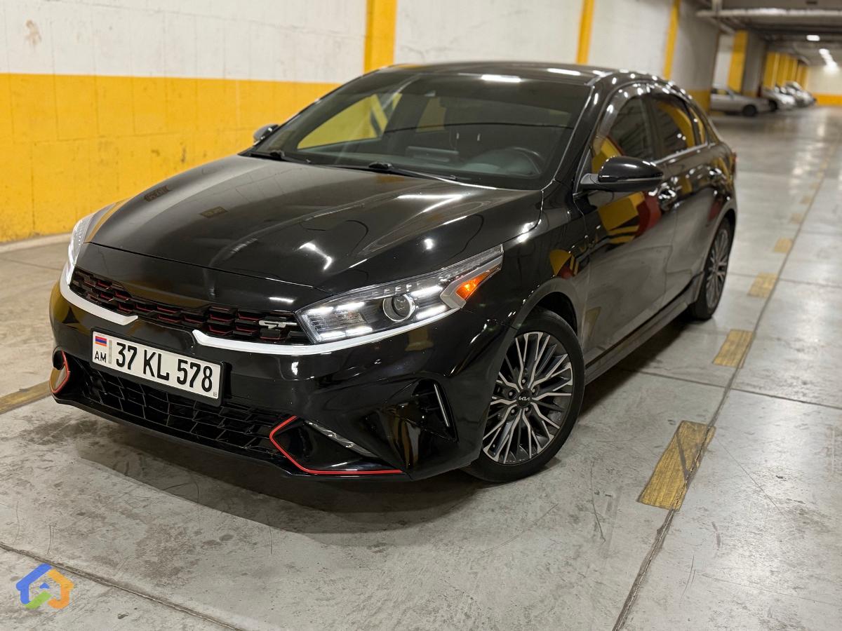 Kia Forte Gt-Line - image 1