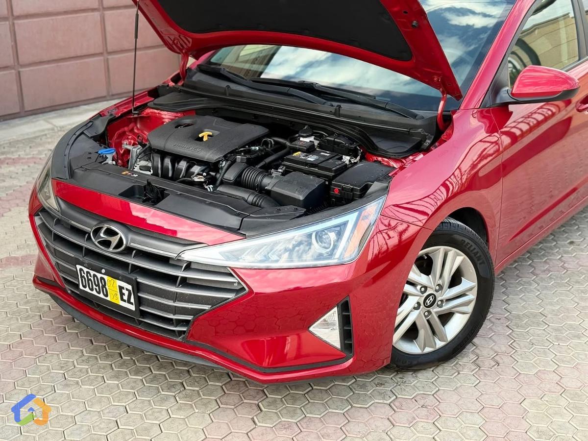 Hyundai Elantra Sel - image 13