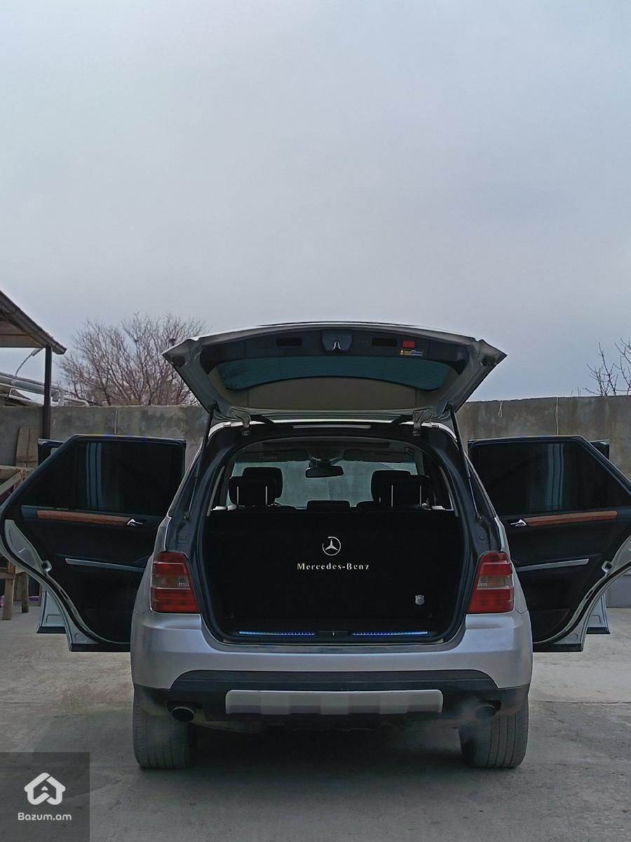 Mercedes benz ML 350 - image 2