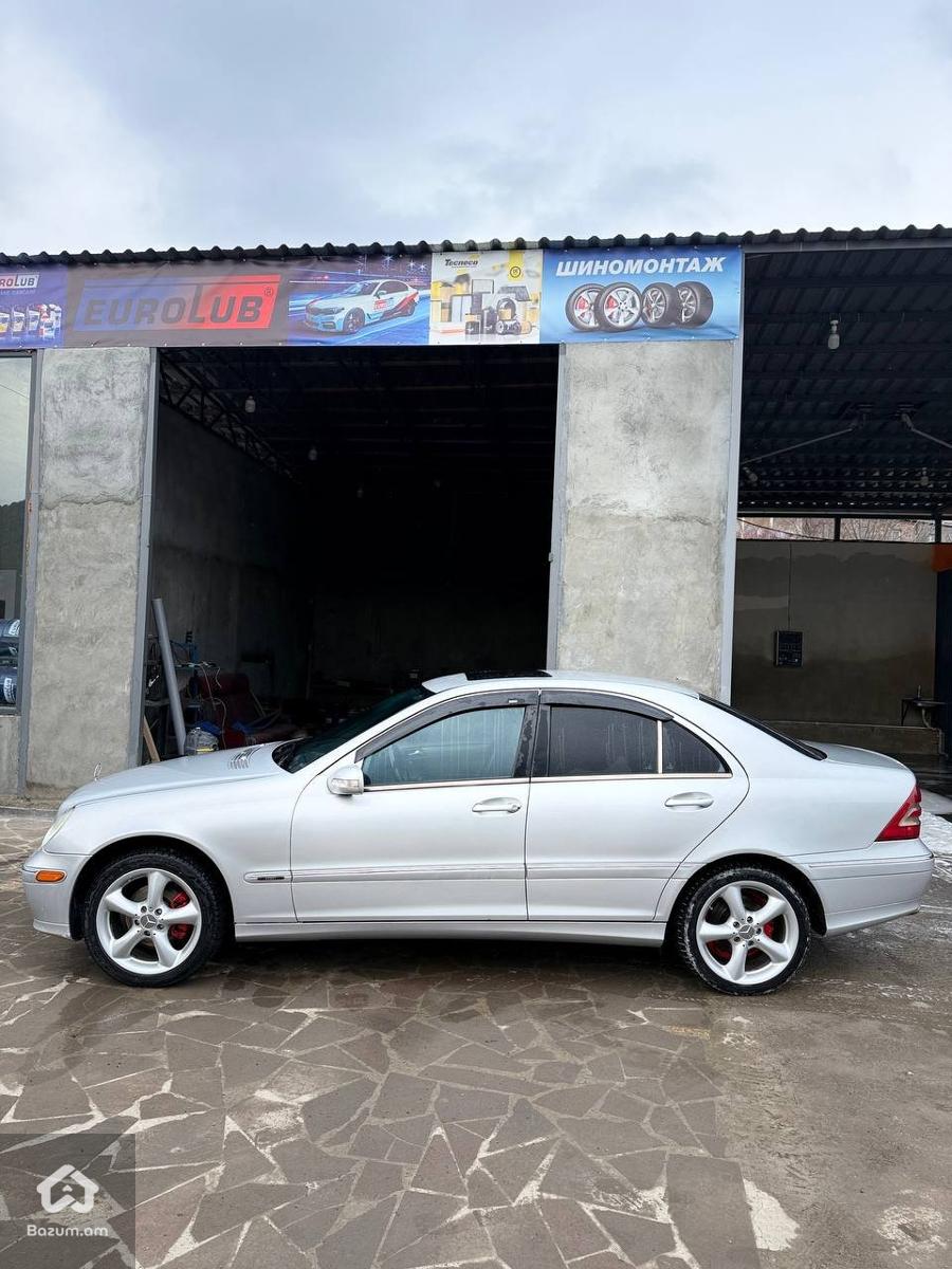 Mercedes-Benz c230 kompressor - image 1