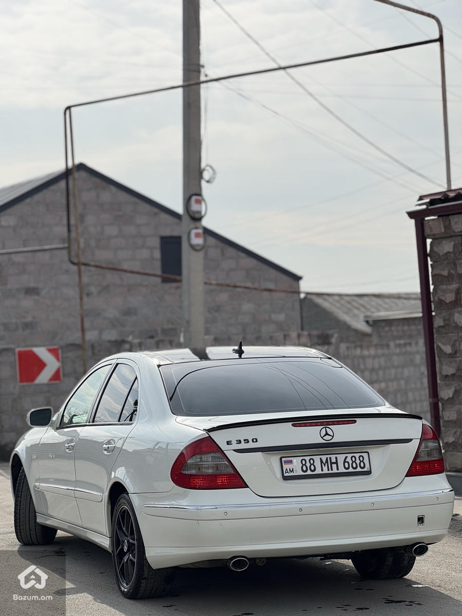 Mercedes benz W211 - image 8