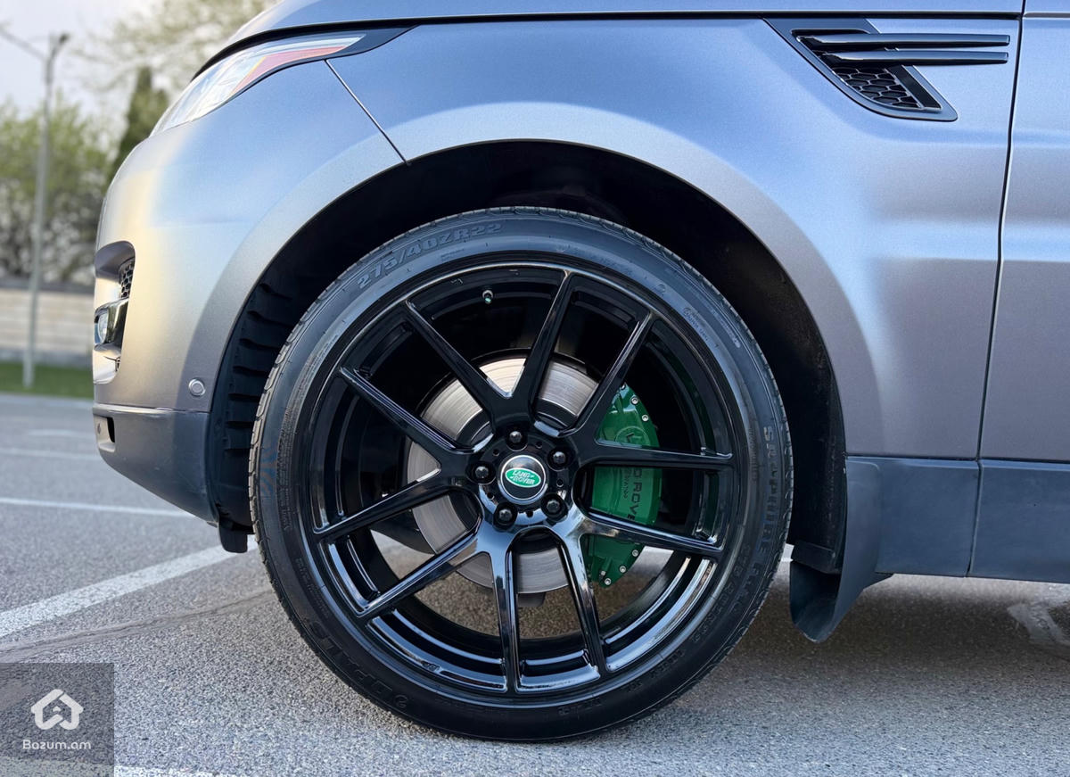 2014 Range Rover Sport 3.0L - image 5