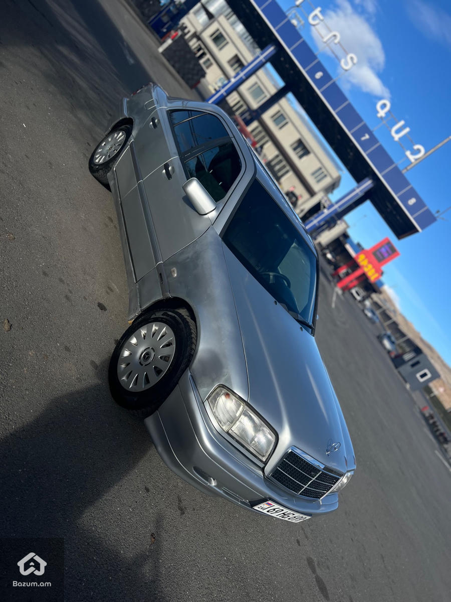 Mercedes Benz  - image 5