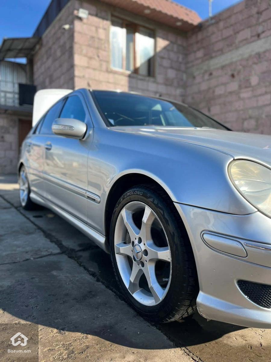 Mercedes-Benz C-Class - image 7