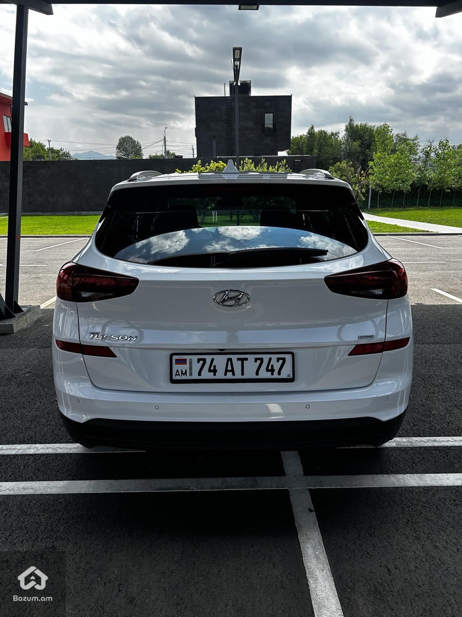 Hyundai tucson - image 8