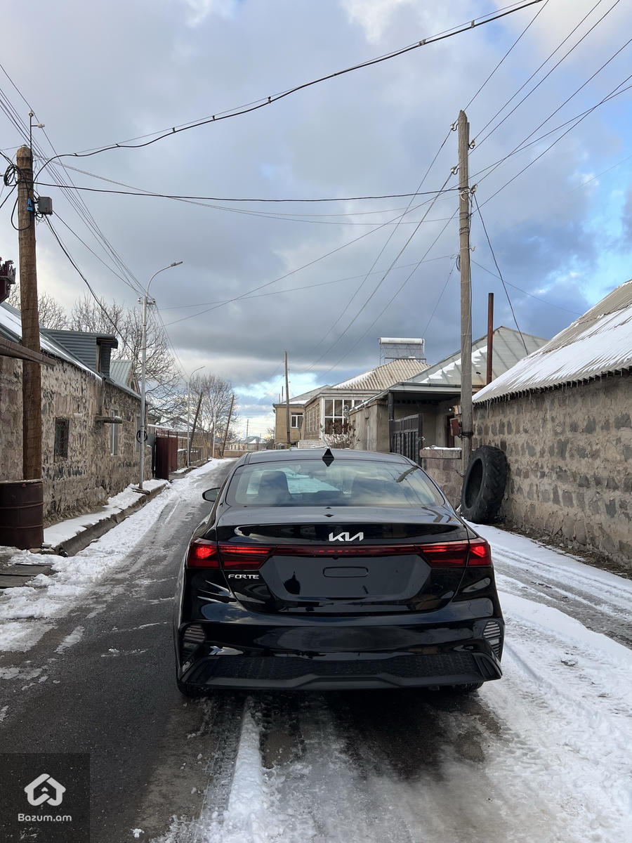 KIA FORTE LXS 2024 2.0 - image 5