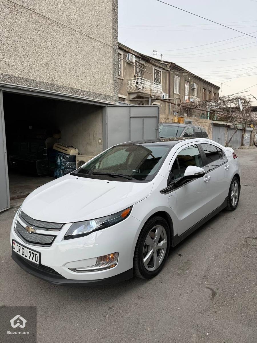 Chevrolet Volt 1 - image 3