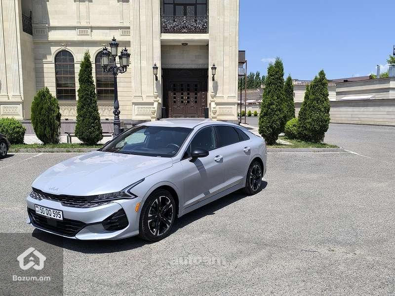 Kia K5 - image 2