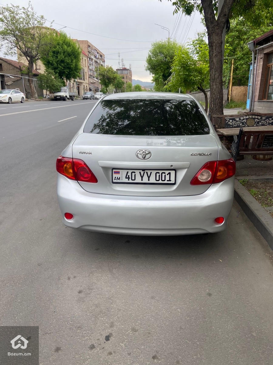 Toyota - image 2