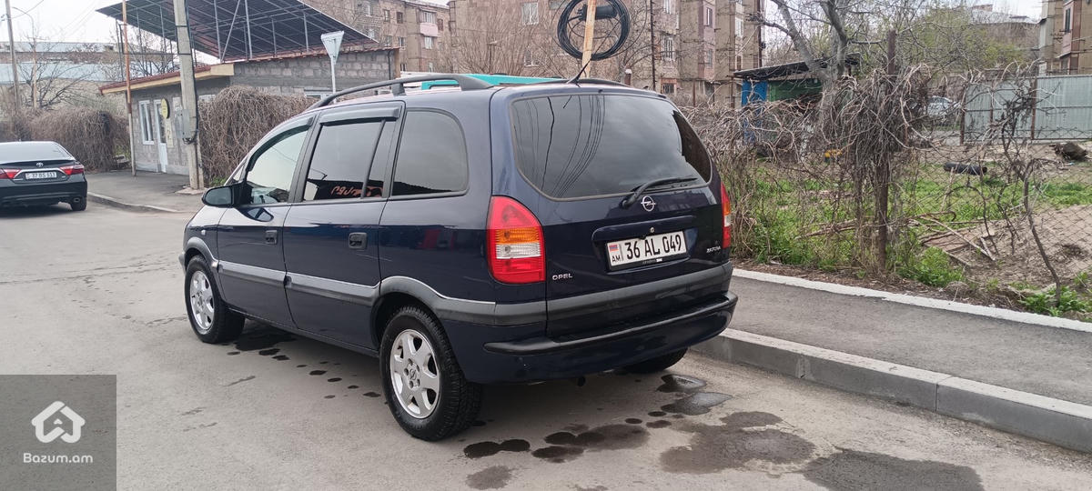 Opel Zafira - image 4