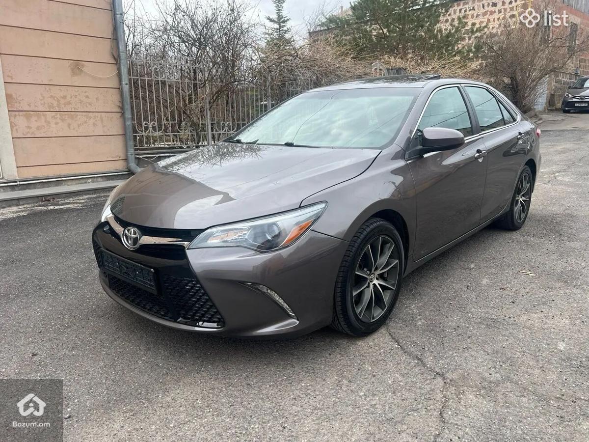 Toyota Camry XSE 2015 - image 1