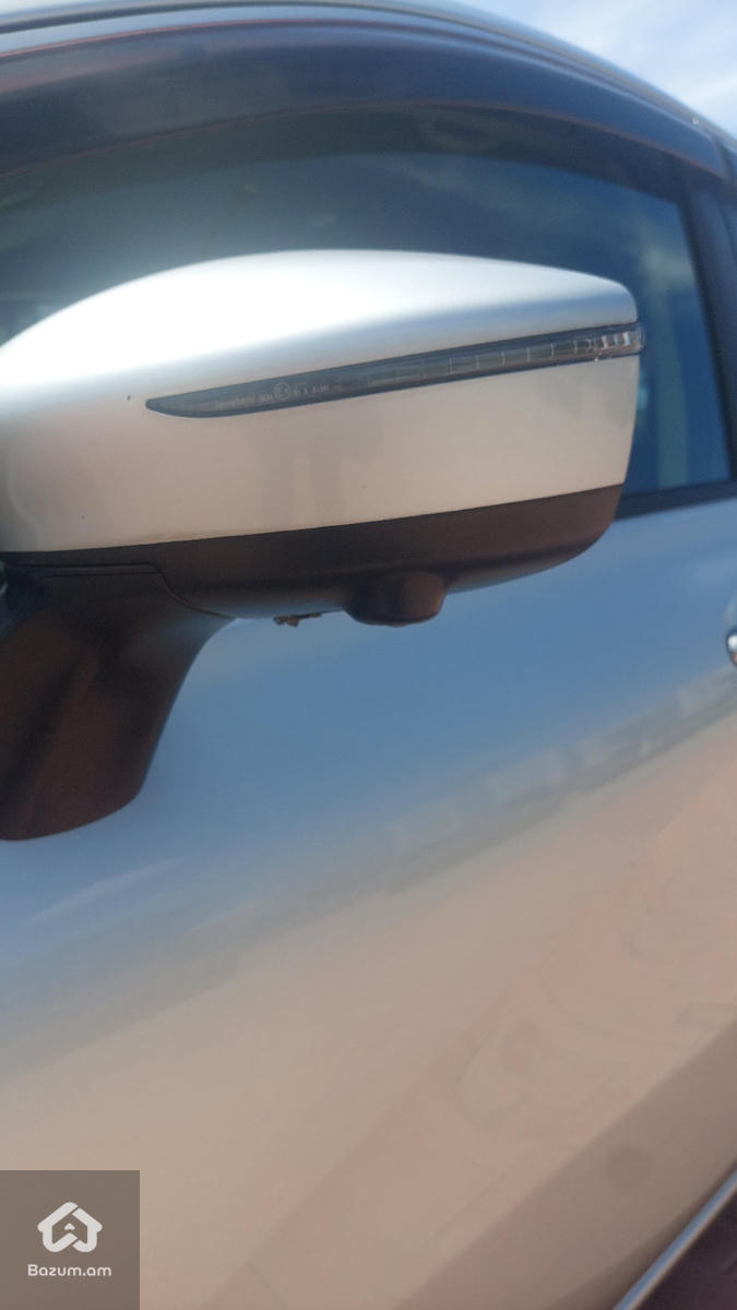 Nissan Note E-Power Hybrid MEDALIST 2016թ - image 10
