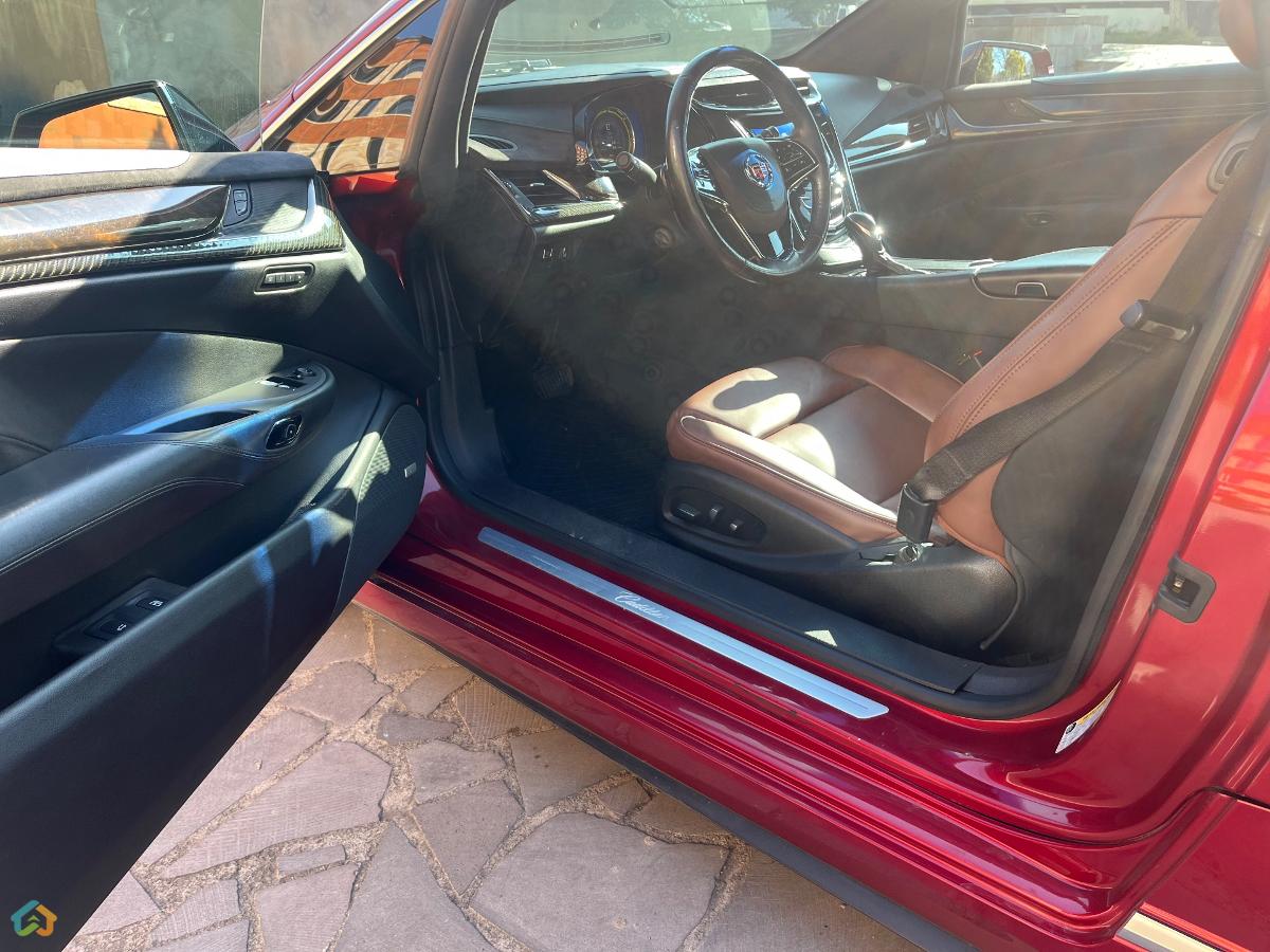 CADILLAC ELR - image 11