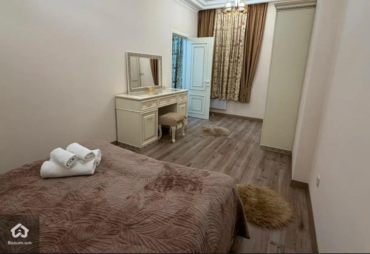 2 սենյականոց բնակարան կենտրոնում, - image 7