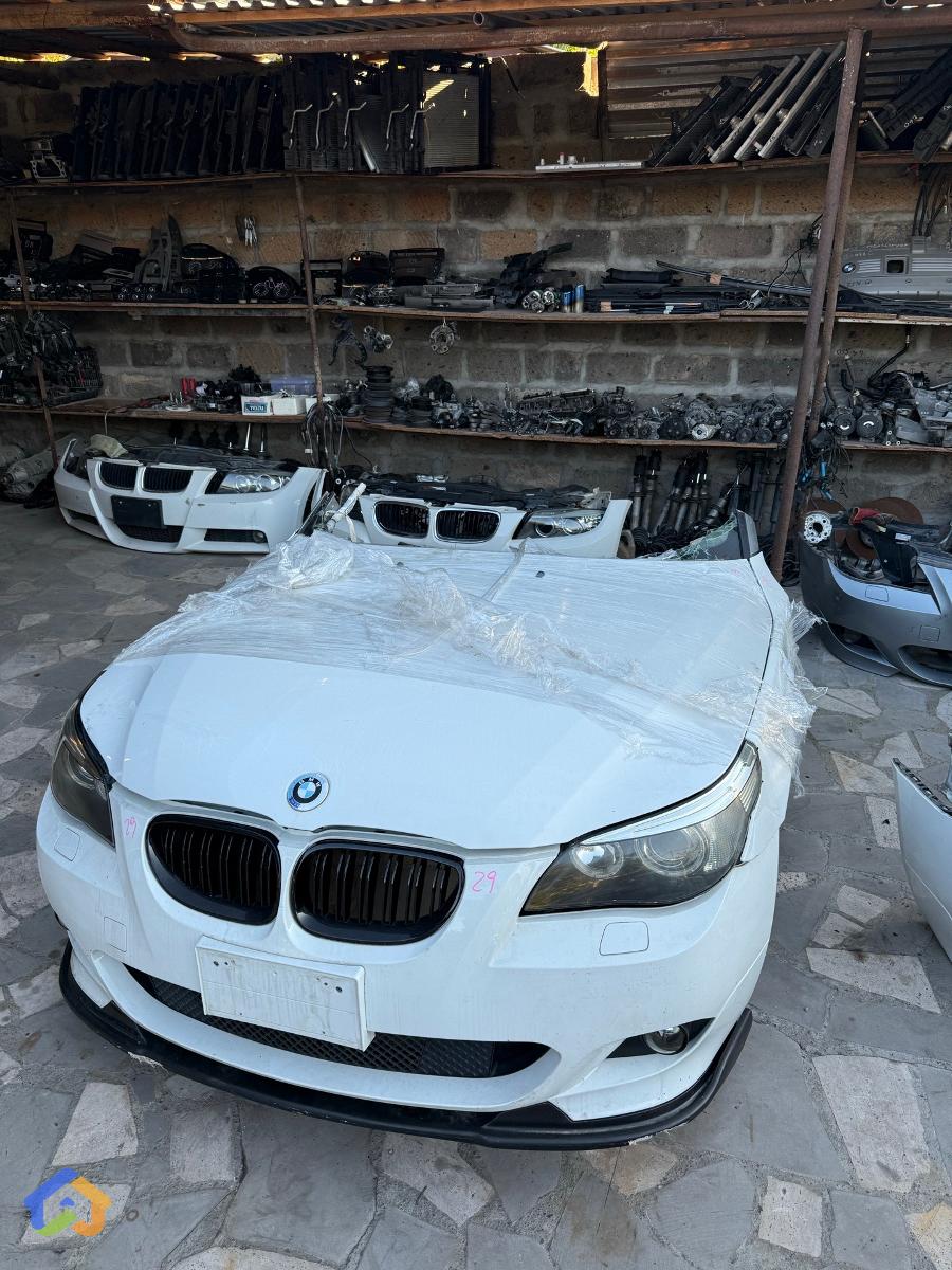 Լուսարձակներ (Փառ)