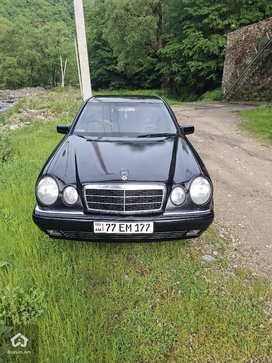 Mercedes-Benz E 200 1999 - image 3