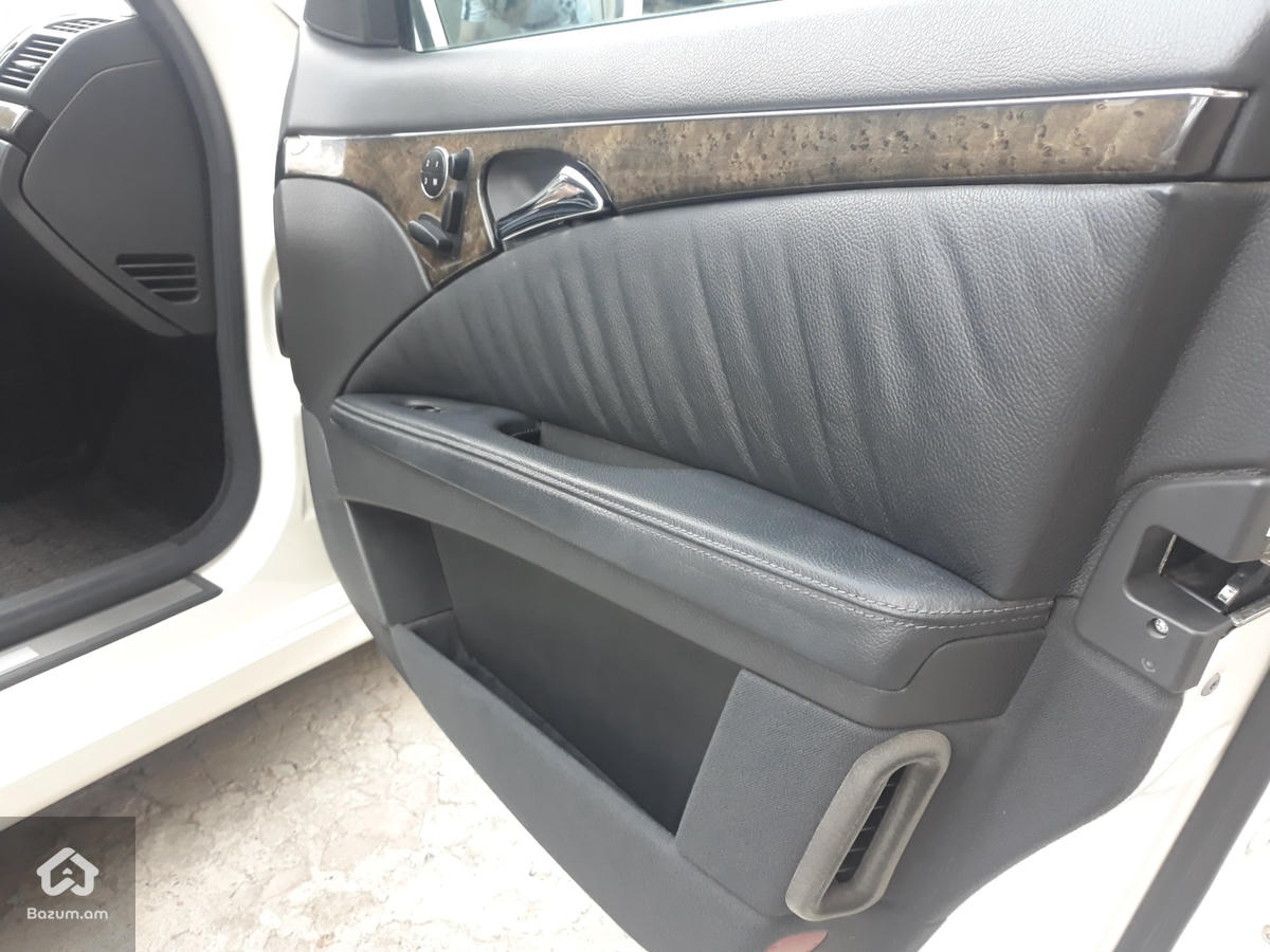 Mercedes W211 - image 24