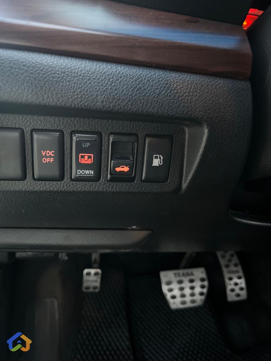 Nissan Teana - image 7