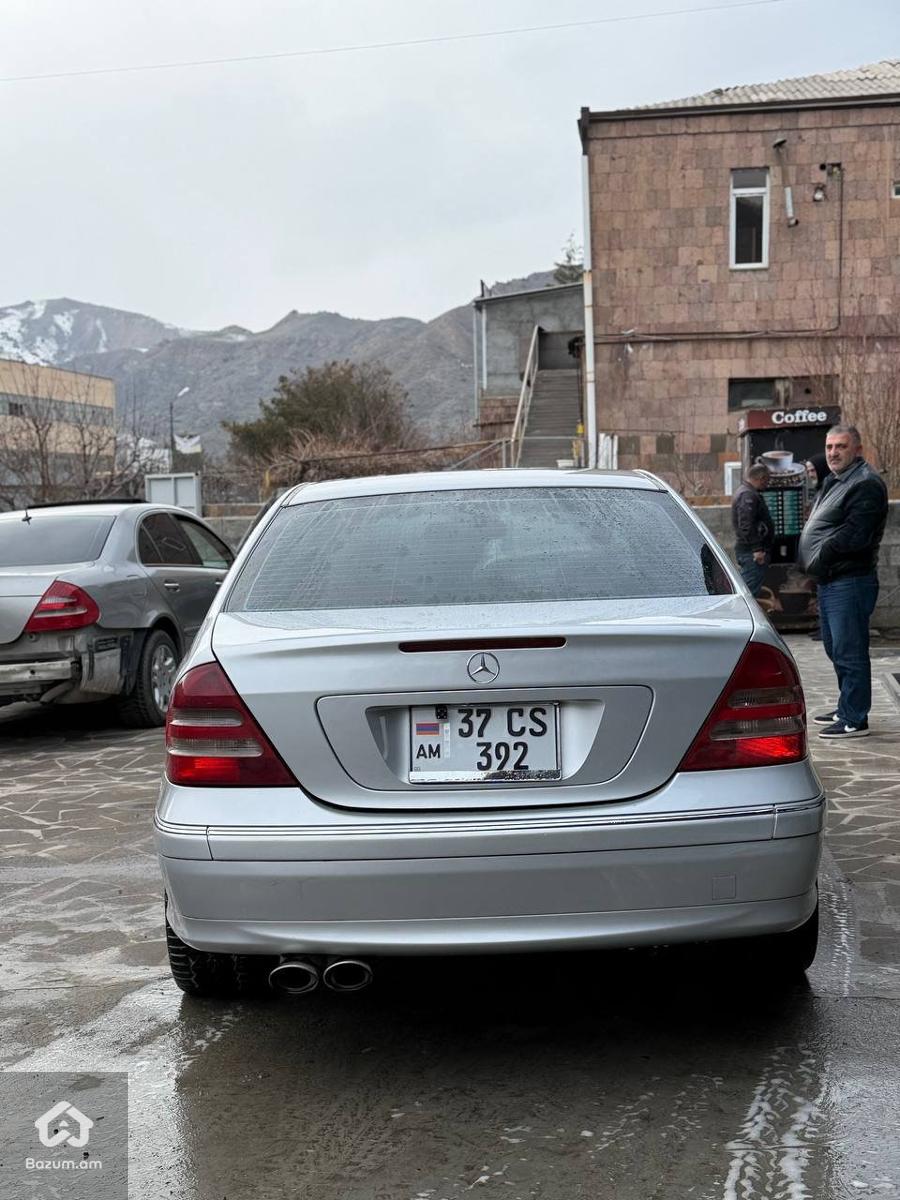 Mercedes-Benz c230 kompressor - image 8