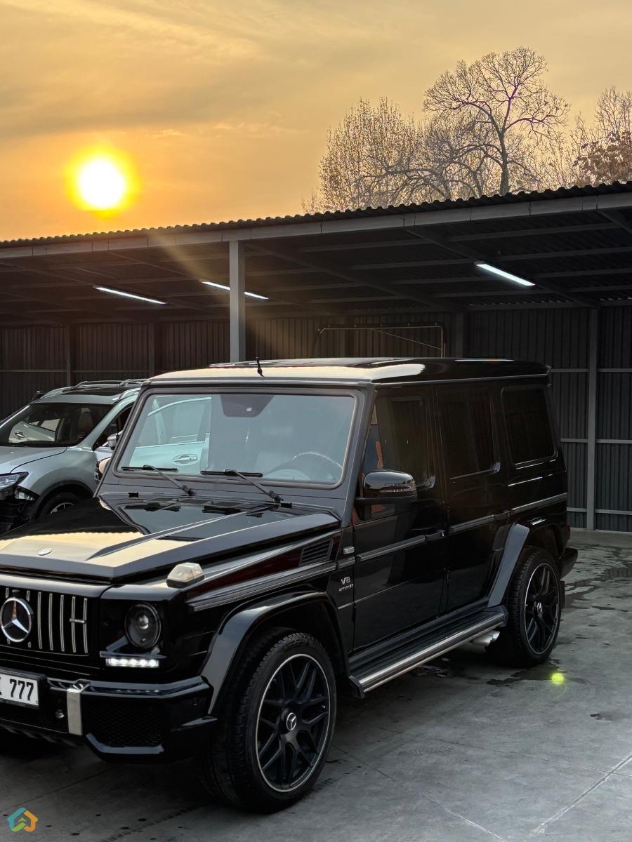 Mercedes Benz G-Class - image 1
