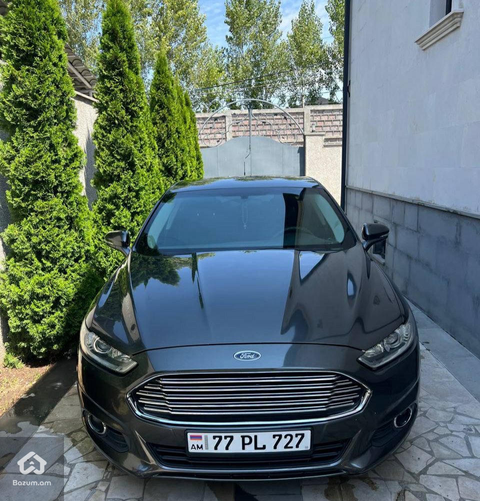 Ford Fusion - image 1