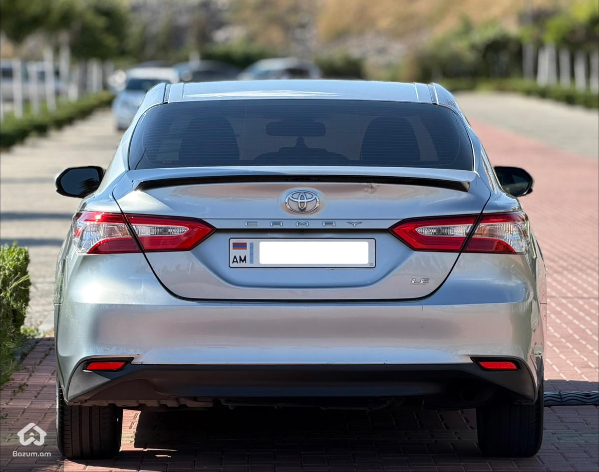 Toyota - image 4