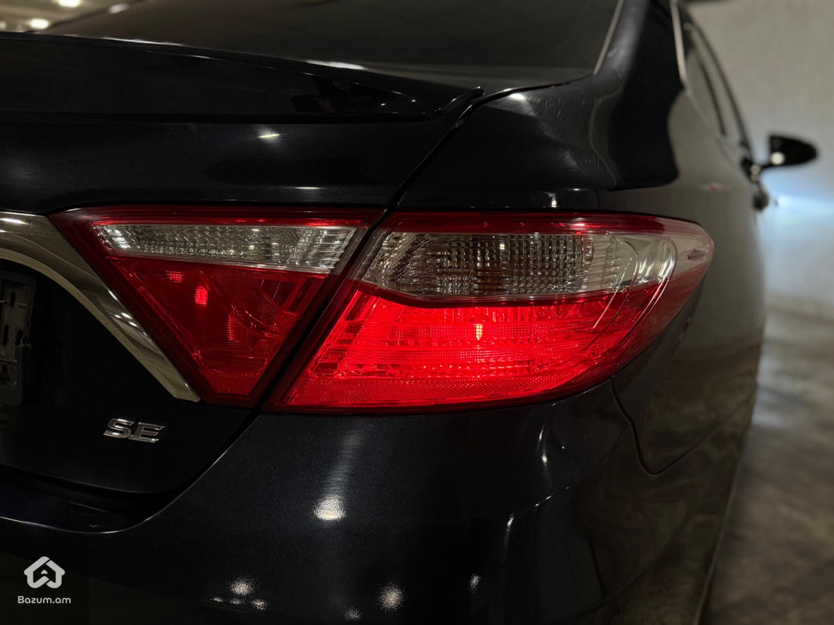 Toyota Camry 2017 - image 7