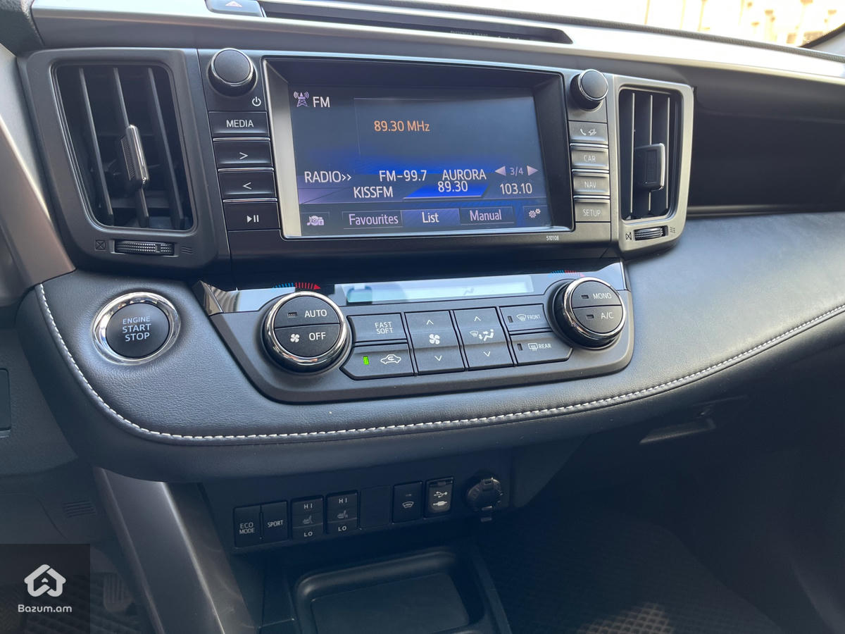 Toyota Rav4 - image 13