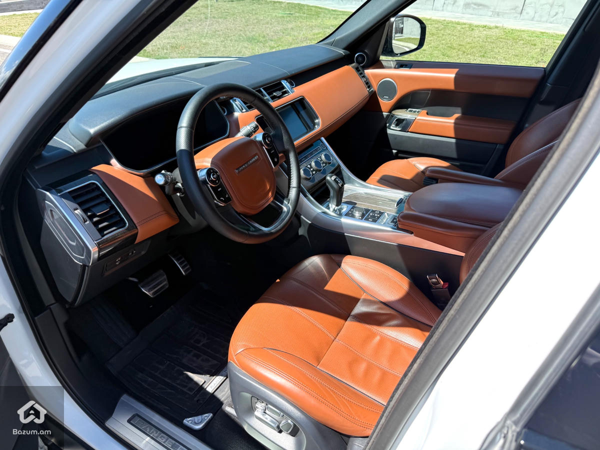 Range Rover Sport - image 8