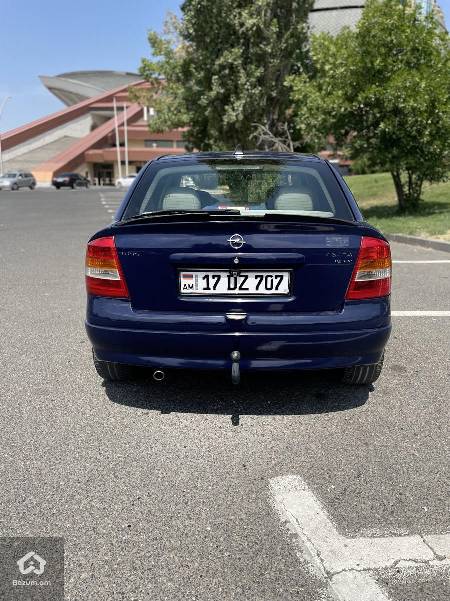 Opel Astra 1999 - image 4