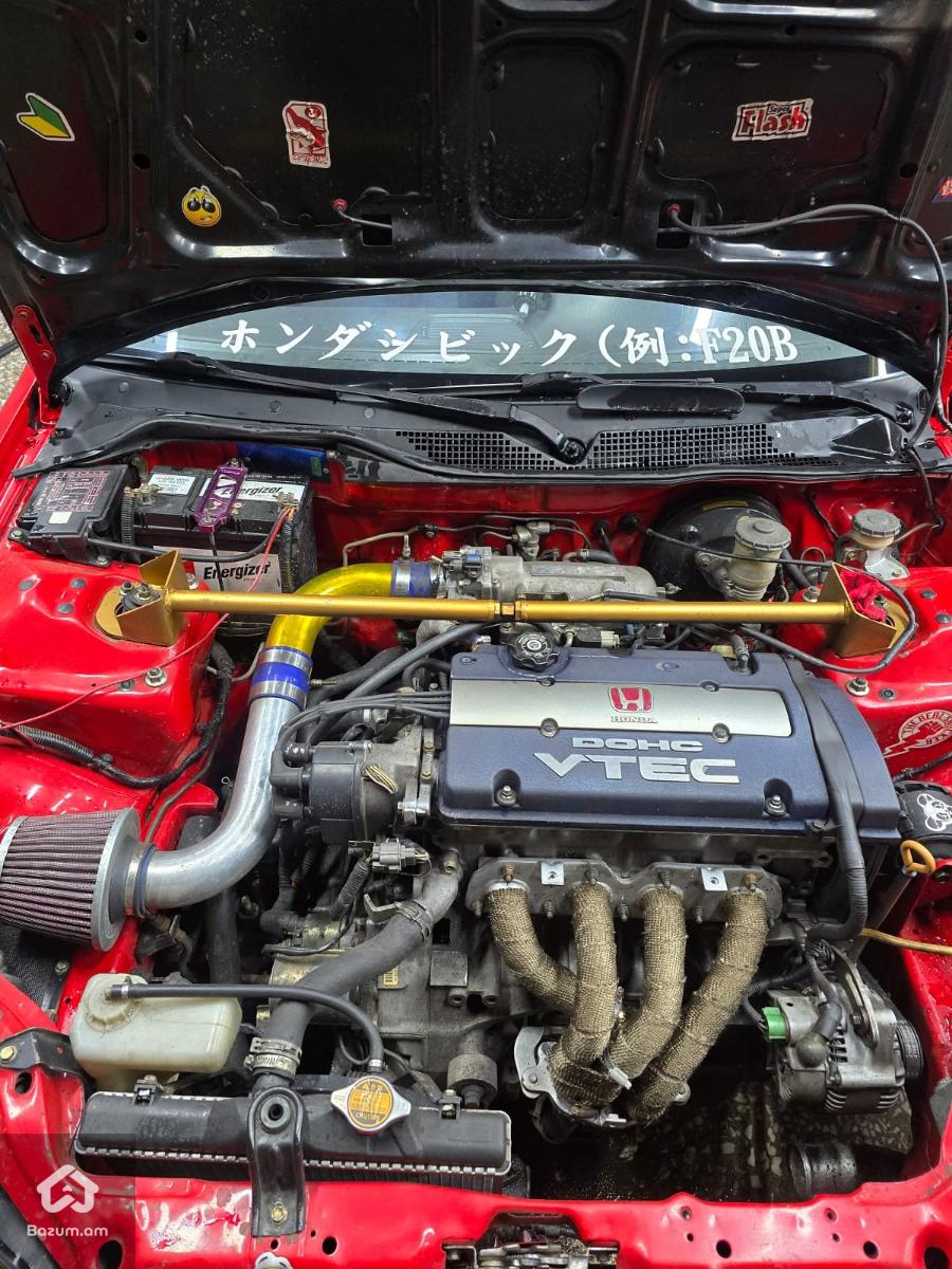 Honda Civic - image 4