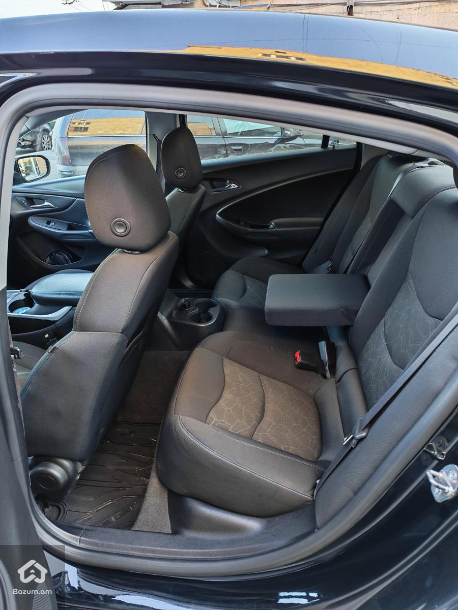 Chevrolet Volt 2 LT - image 16