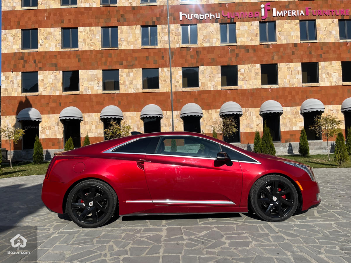 Cadillac ELR  - image 6