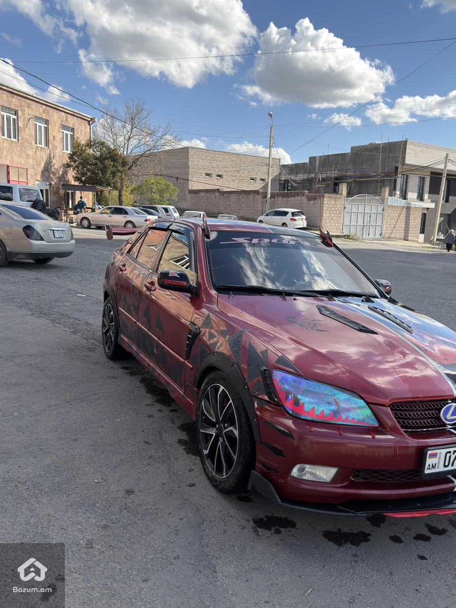 Lexus - image 3
