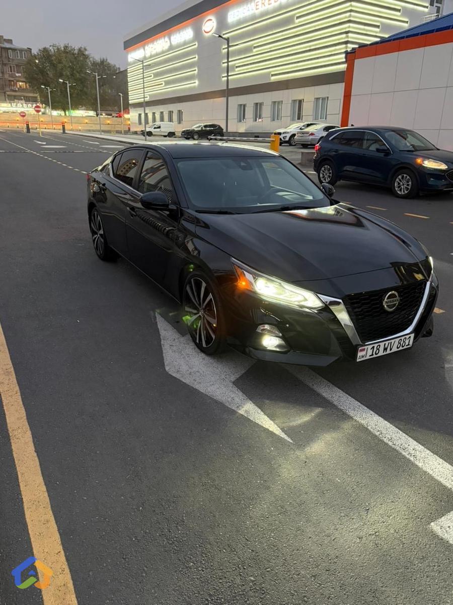 Nissan altima  - image 14